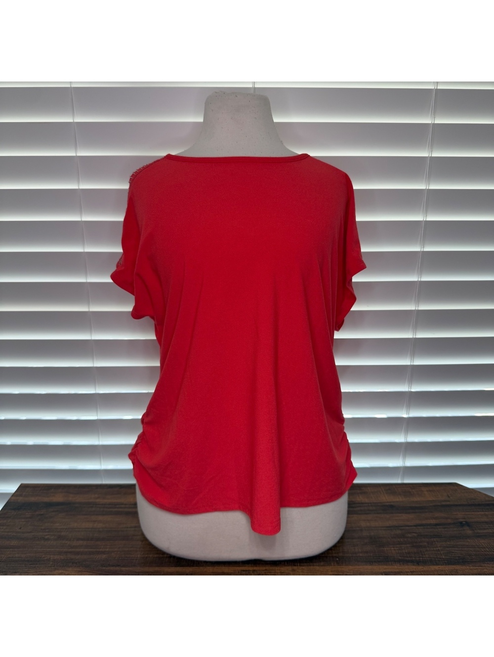 Love Scarlett Red Short Sleeve Top with Shoulder Detailing Size L